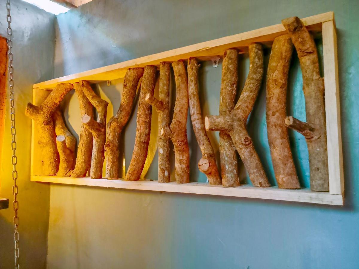 Experience The Comforts Of An Amazing Treehouse Сигирия Екстериор снимка
